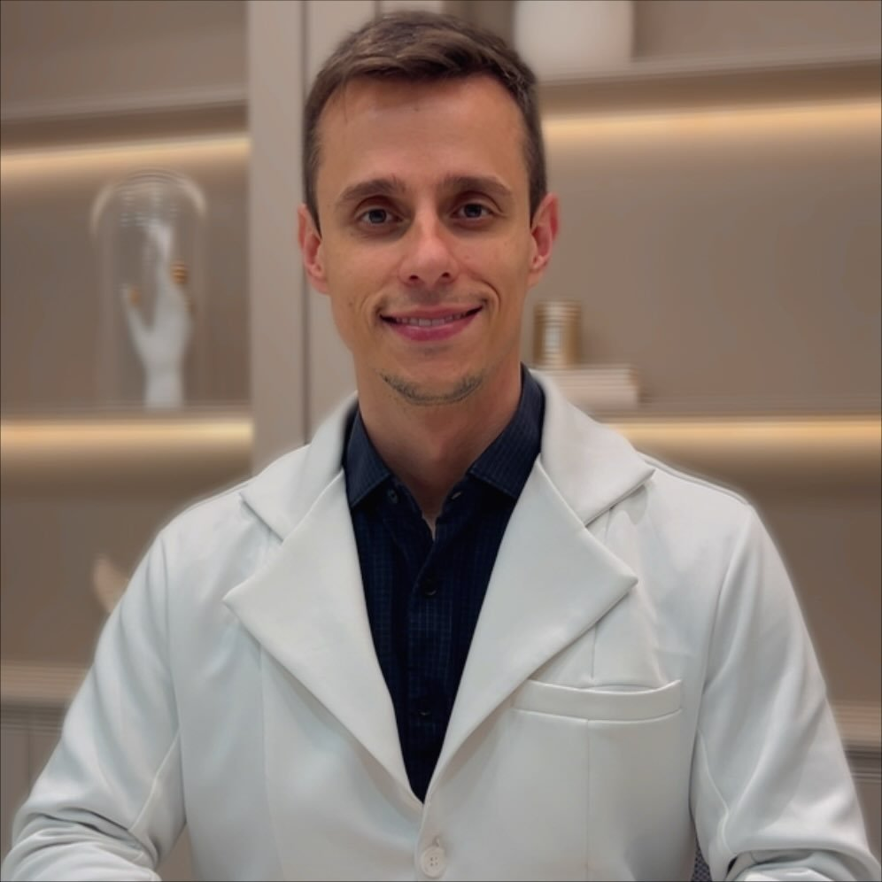 Dr. Luan Luckmann — Reumatologista